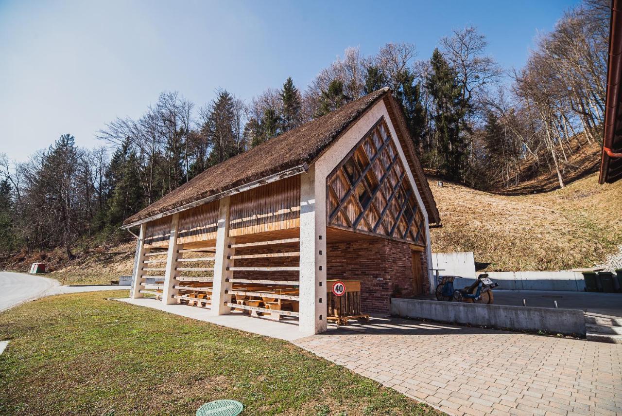 Farm Stay Zurej Šentjur エクステリア 写真